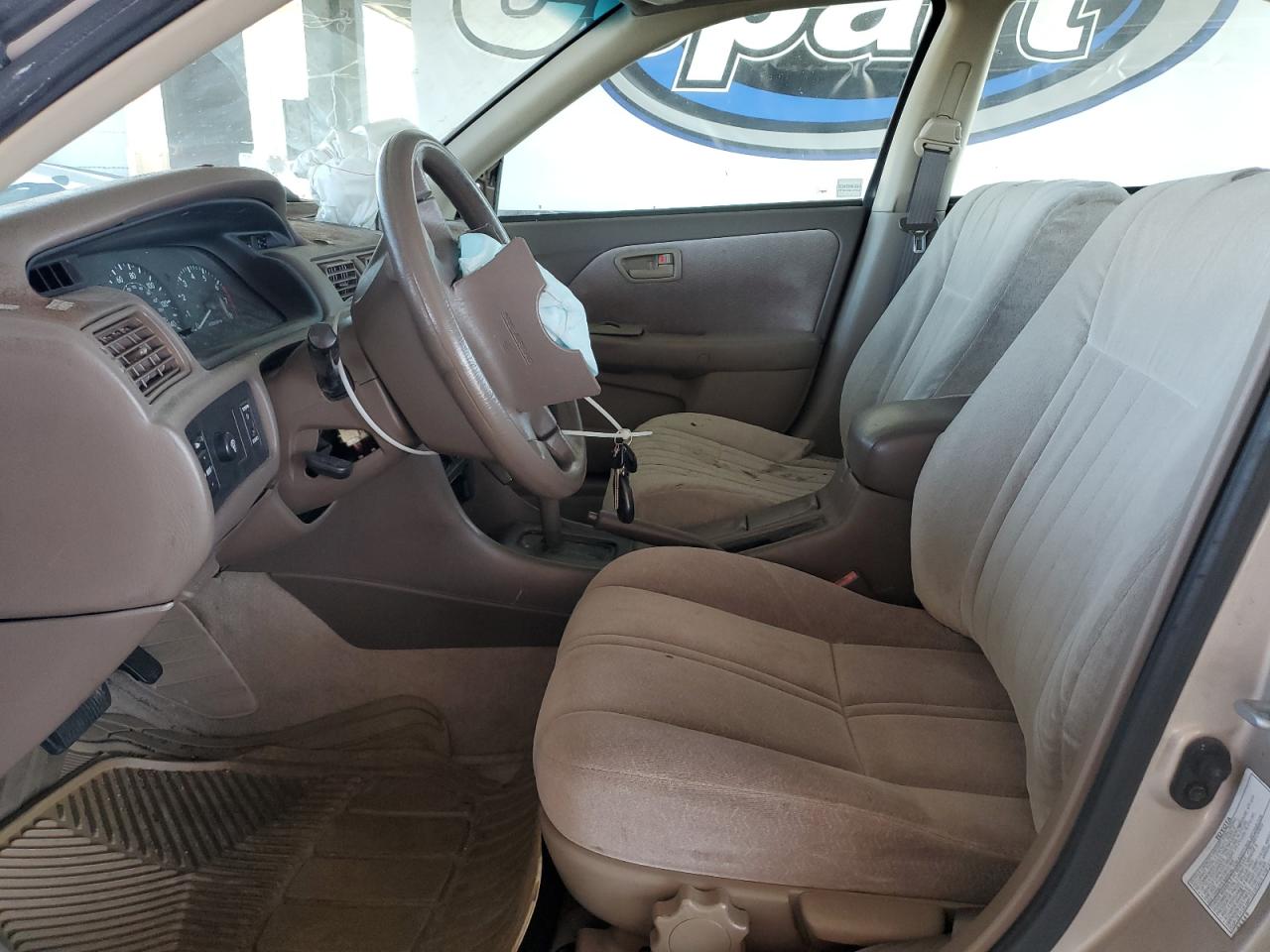 1998 Toyota Camry Ce VIN: 4T1BG22K0WU830795 Lot: 63259375