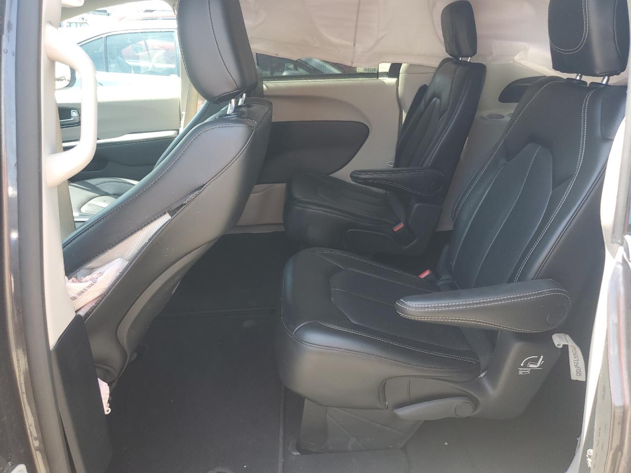 2023 Chrysler Pacifica Touring L VIN: 2C4RC1BGXPR612723 Lot: 63251905