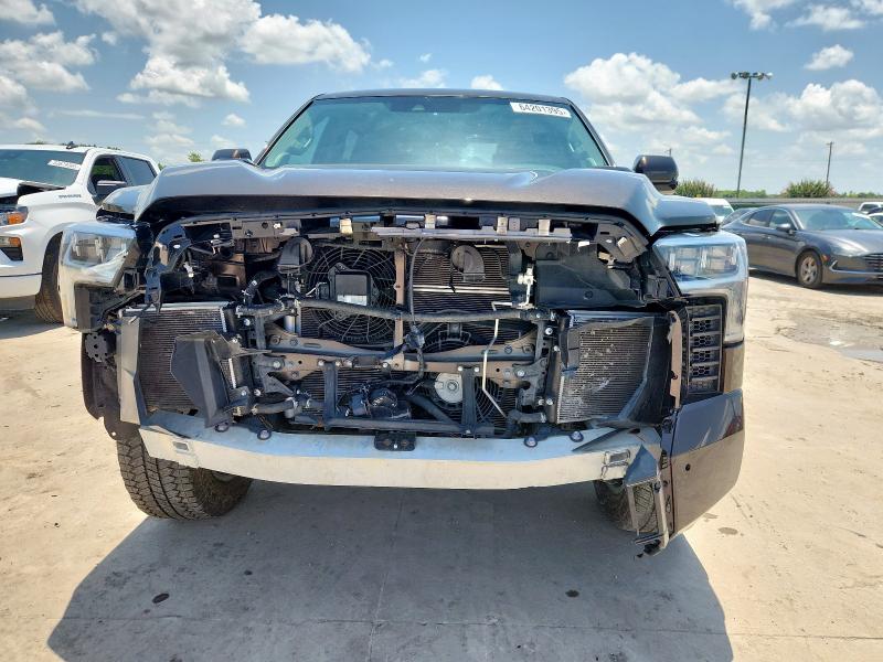  TOYOTA TUNDRA 2022 Czarny