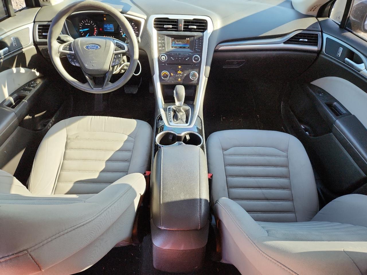 2015 Ford Fusion S VIN: 3FA6P0G73FR104473 Lot: 84616625