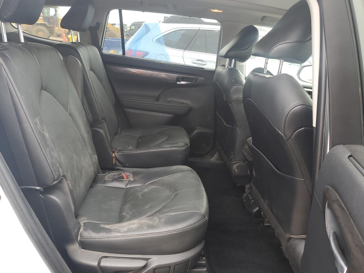 2022 Toyota Highlander Platinum VIN: 5TDFZRBH4NS236422 Lot: 64561635