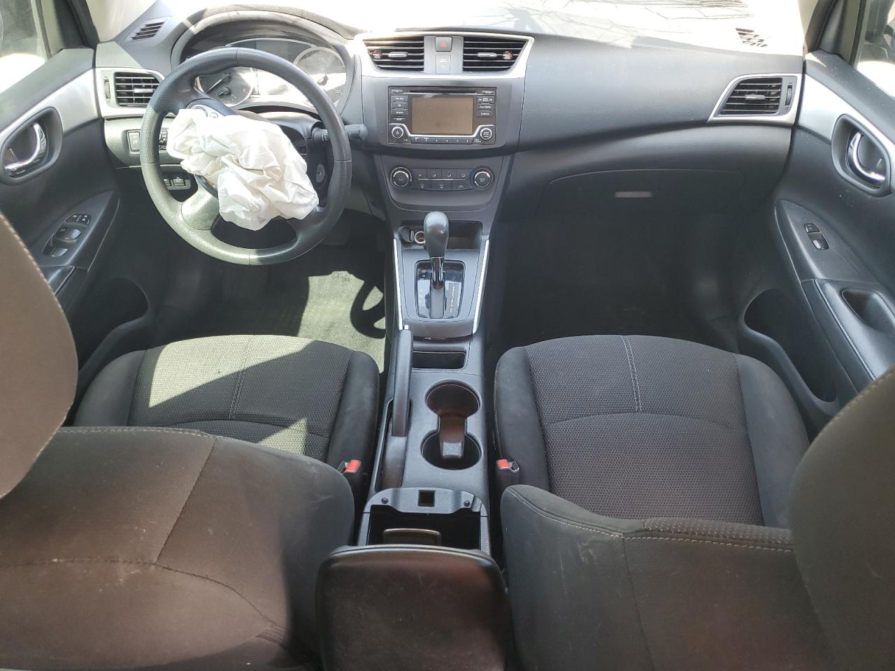 3N1AB7AP9JY279381 2018 Nissan Sentra S