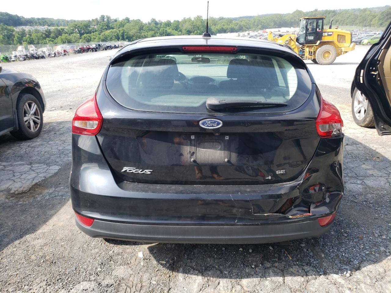 2016 Ford Focus Se VIN: 1FADP3K26GL309595 Lot: 64816375