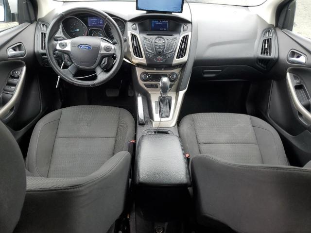  FORD FOCUS 2012 Белы