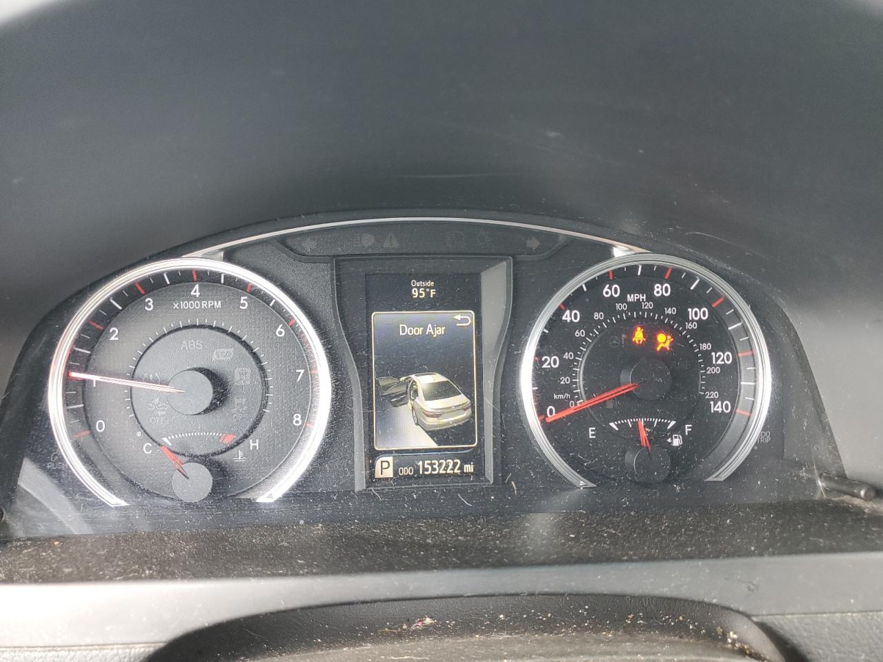 2016 Toyota Camry Le VIN: 4T1BF1FK3GU579585 Lot: 62943255