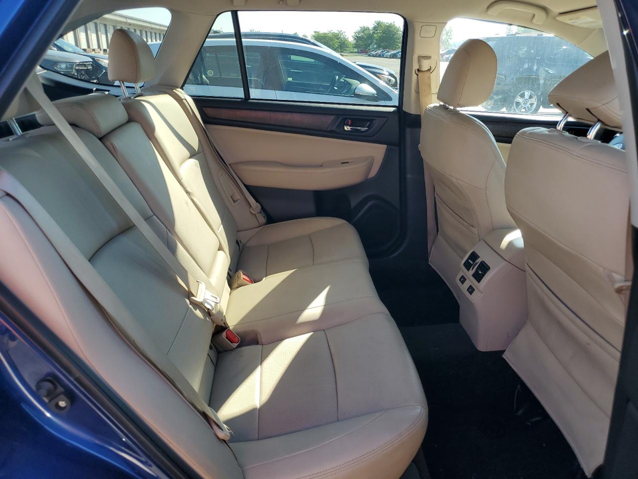 2015 Subaru Outback 2.5I Limited VIN: 4S4BSBJC1F3207345 Lot: 66165795