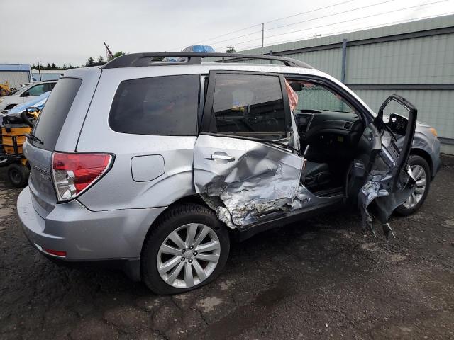  SUBARU FORESTER 2013 Srebrny