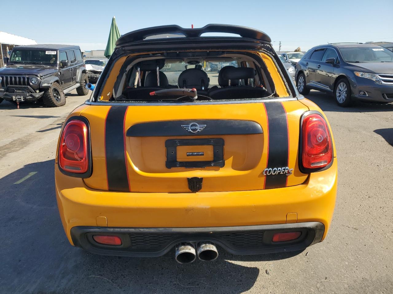 WMWXU3C56F2B58822 2015 Mini Cooper S
