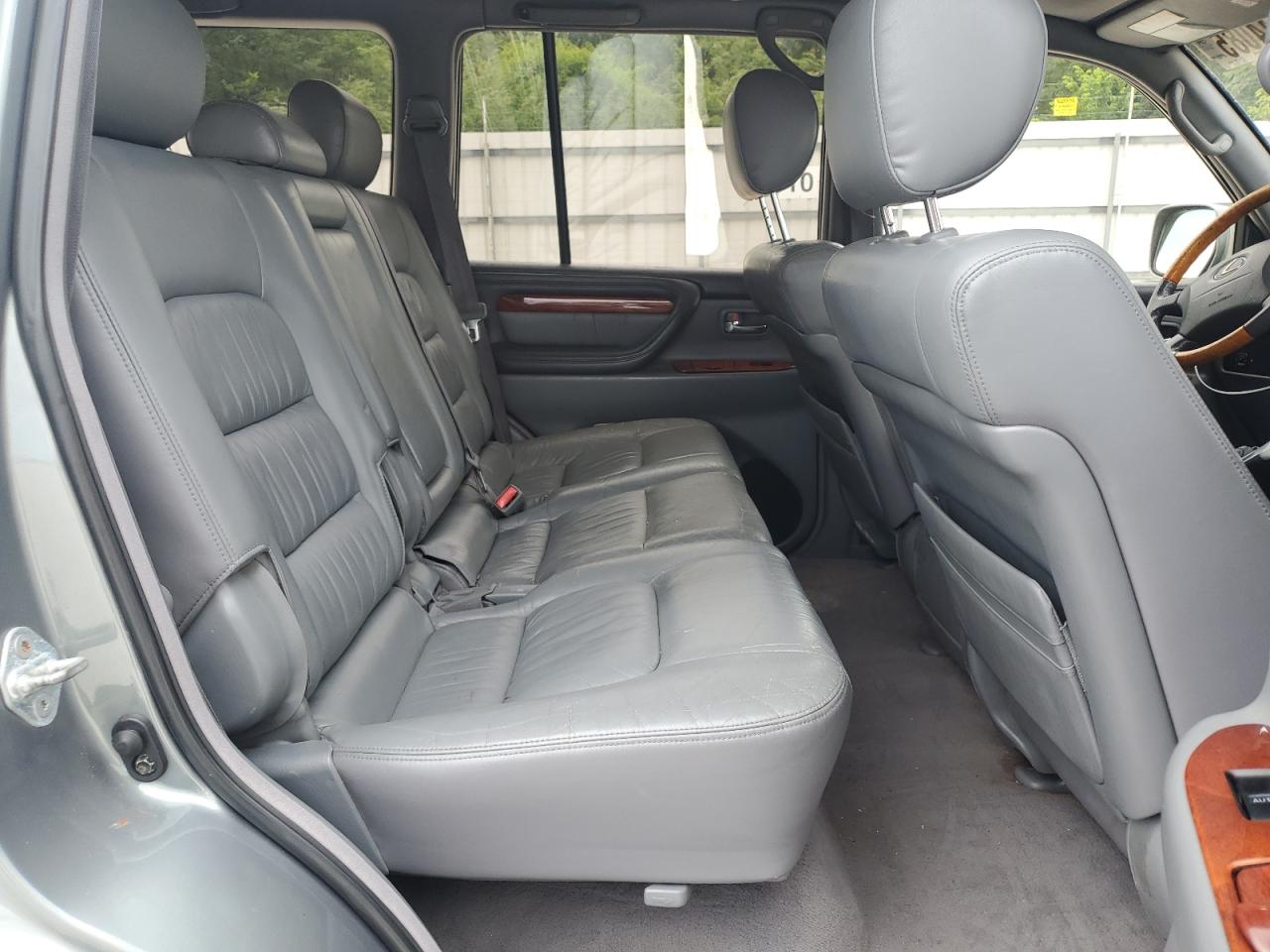 2001 Lexus Lx 470 VIN: JTJHT00W413505700 Lot: 63144085