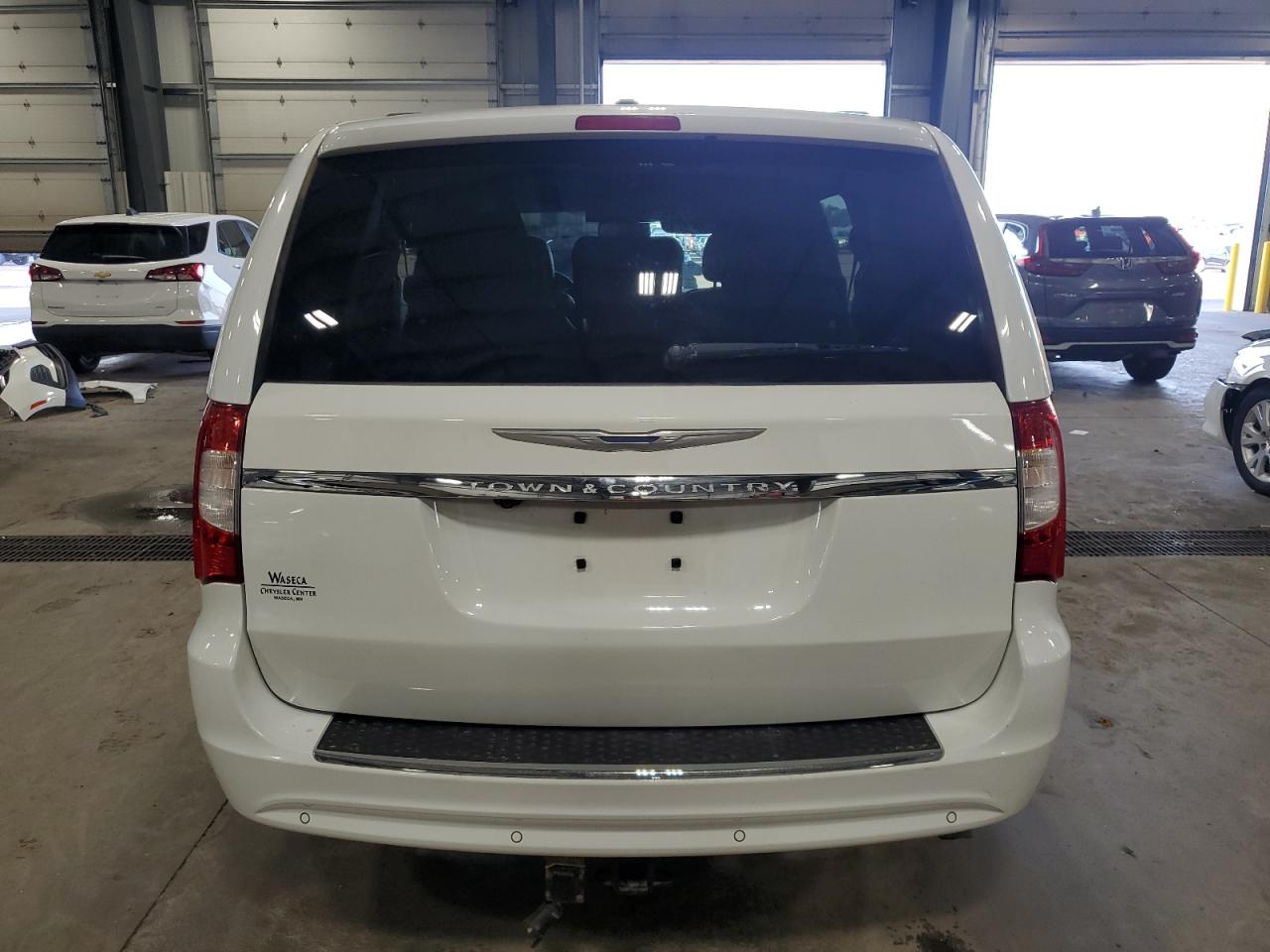 2015 Chrysler Town & Country Touring L VIN: 2C4RC1CG0FR755743 Lot: 64455165