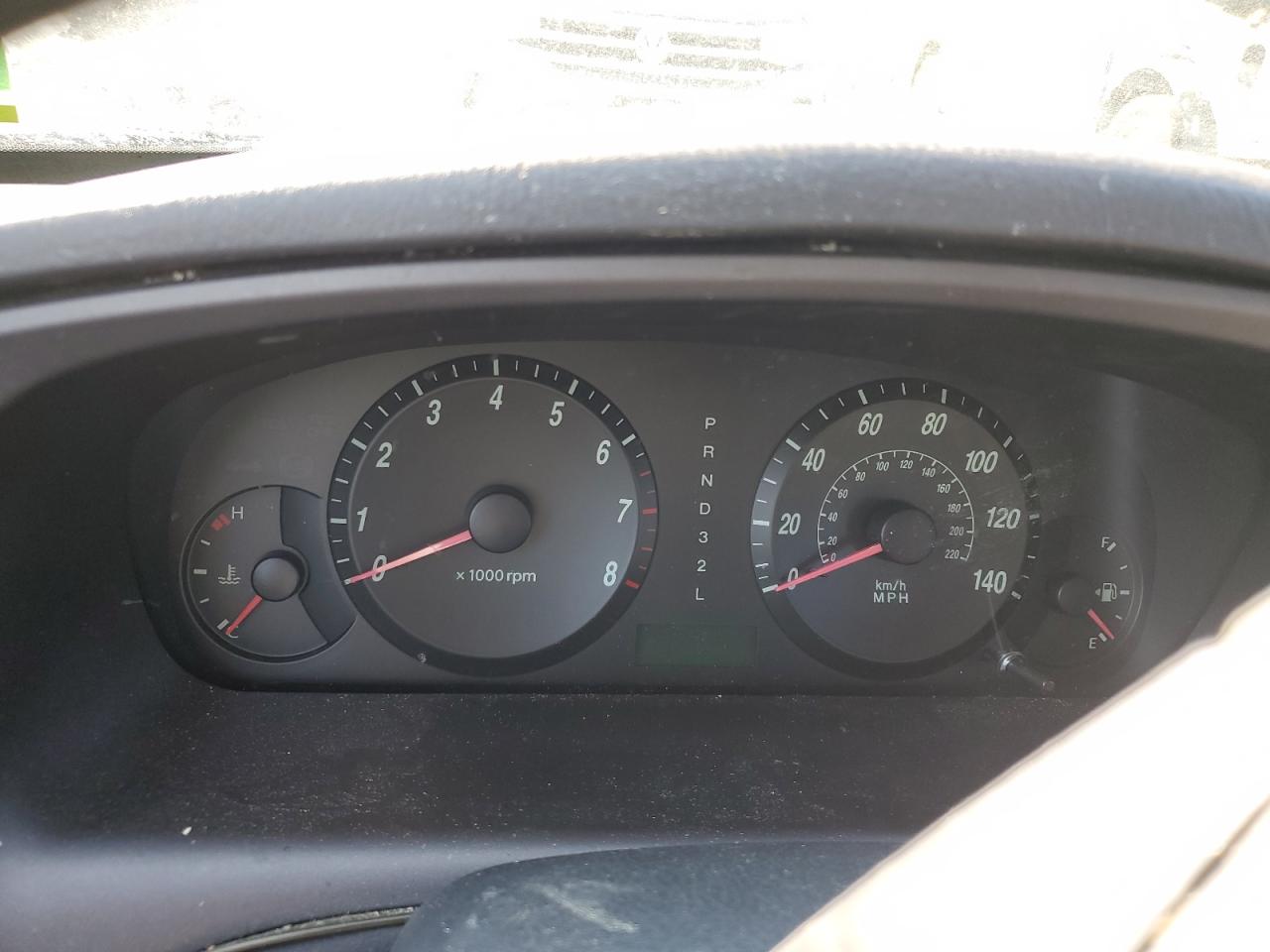 kmhdn46d24u770957 KMHDN46D24U770957 2004 Hyundai Elantra Gls