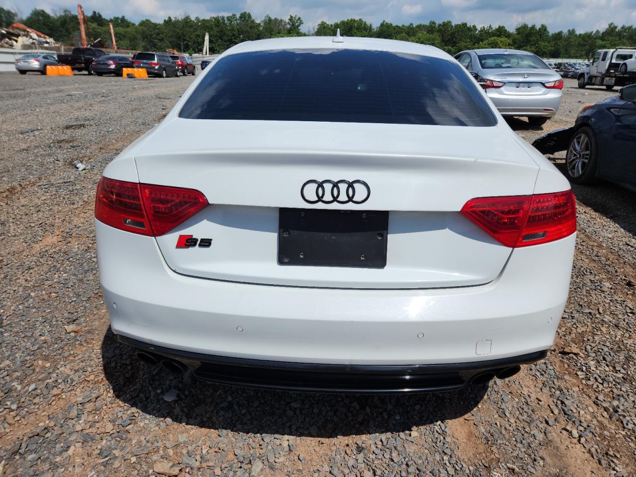 2014 Audi S5 Premium Plus VIN: WAUCGAFRXEA043196 Lot: 64969325