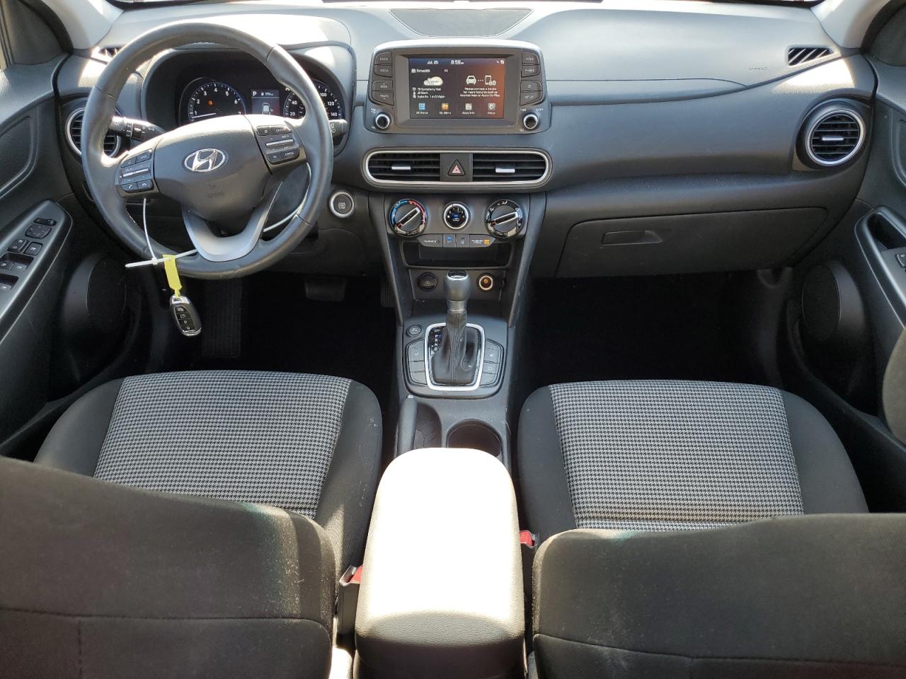 km8k62aa3ku249717 KM8K62AA3KU249717 2019 Hyundai Kona Sel