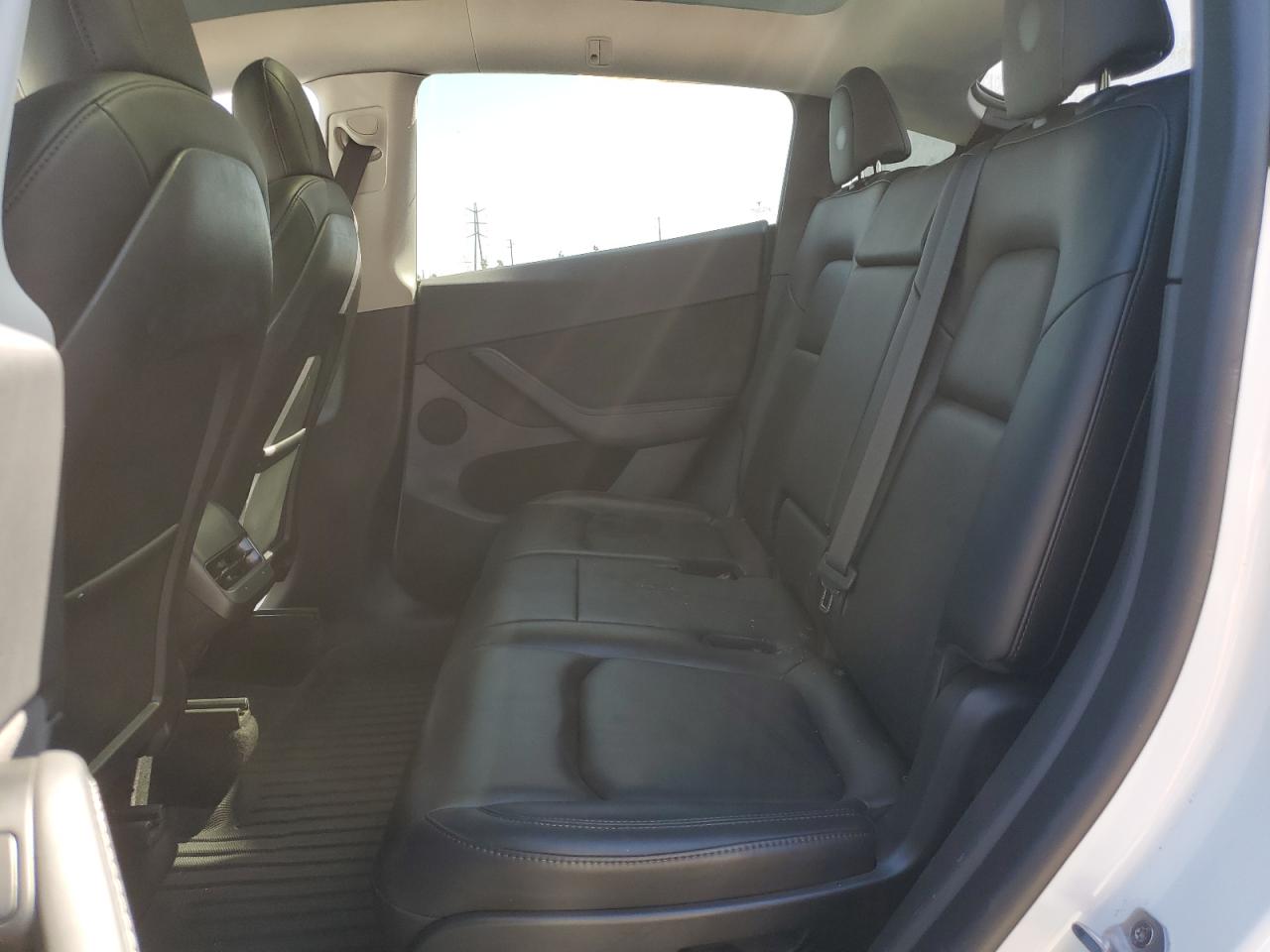 2022 Tesla Model Y VIN: 7SAYGAEE7NF541230 Lot: 62939975