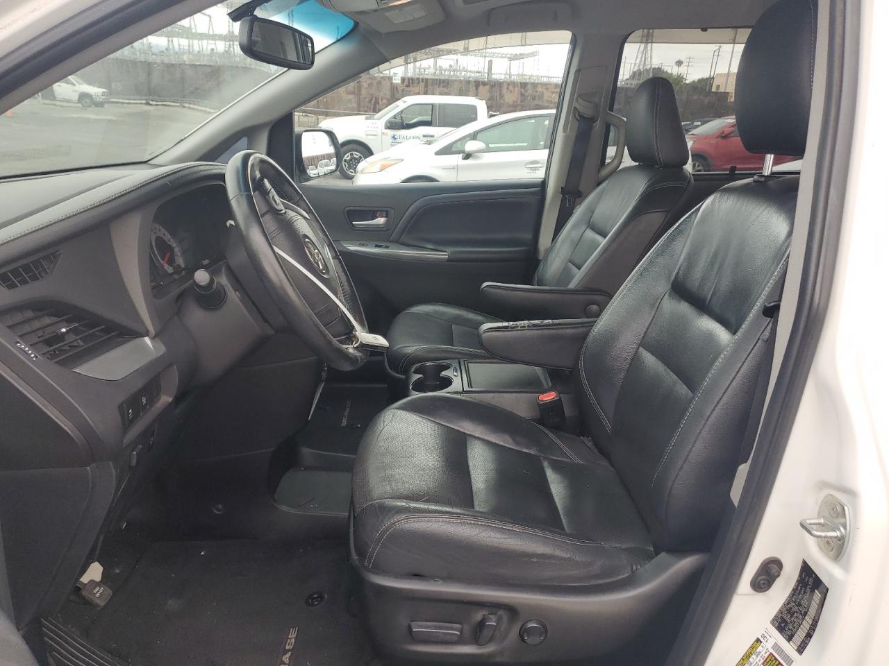 2015 Toyota Sienna Sport VIN: 5TDXK3DC4FS663754 Lot: 65745835