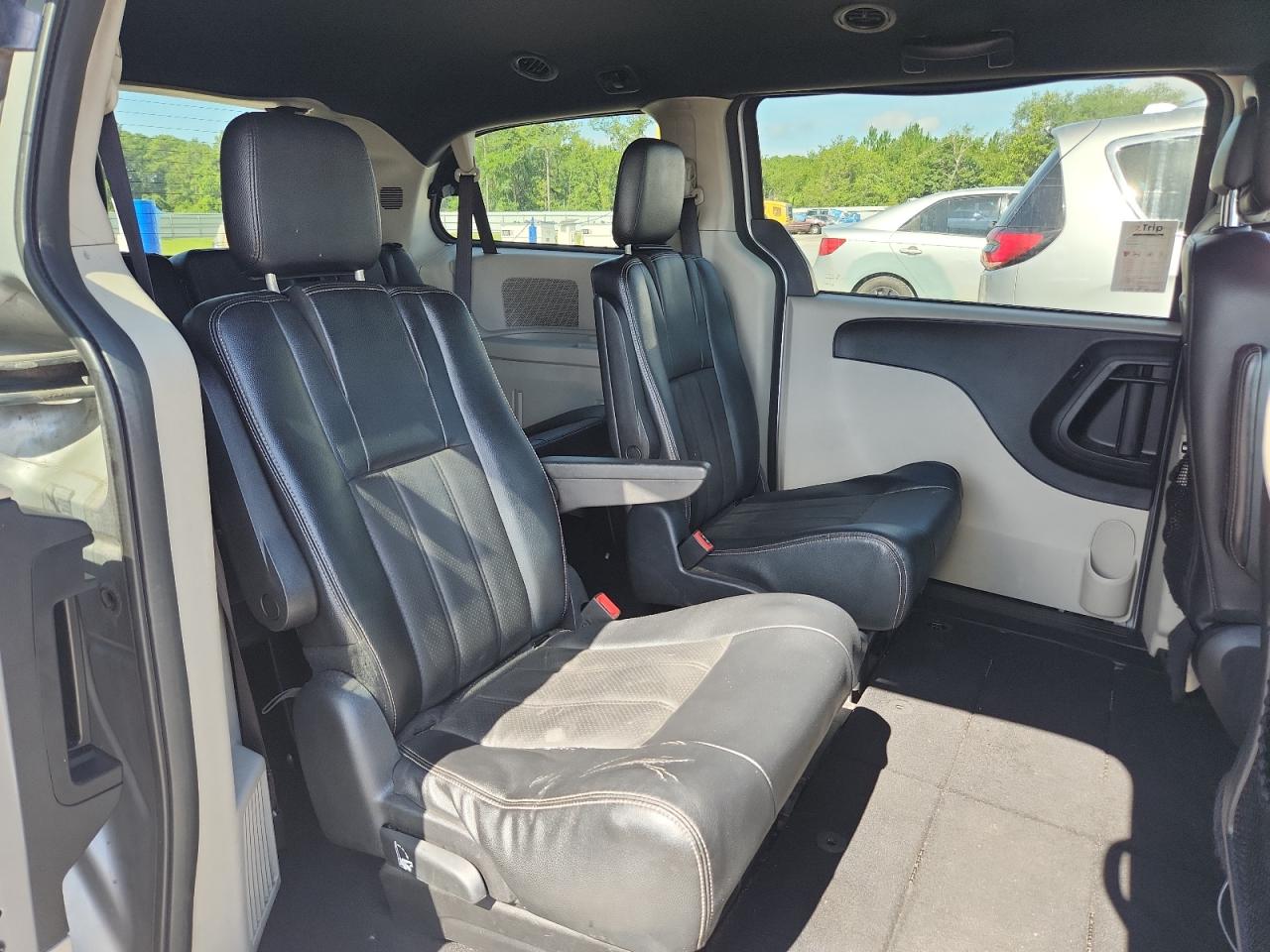 2019 Dodge Grand Caravan Sxt VIN: 2C4RDGCG0KR656429 Lot: 64947995