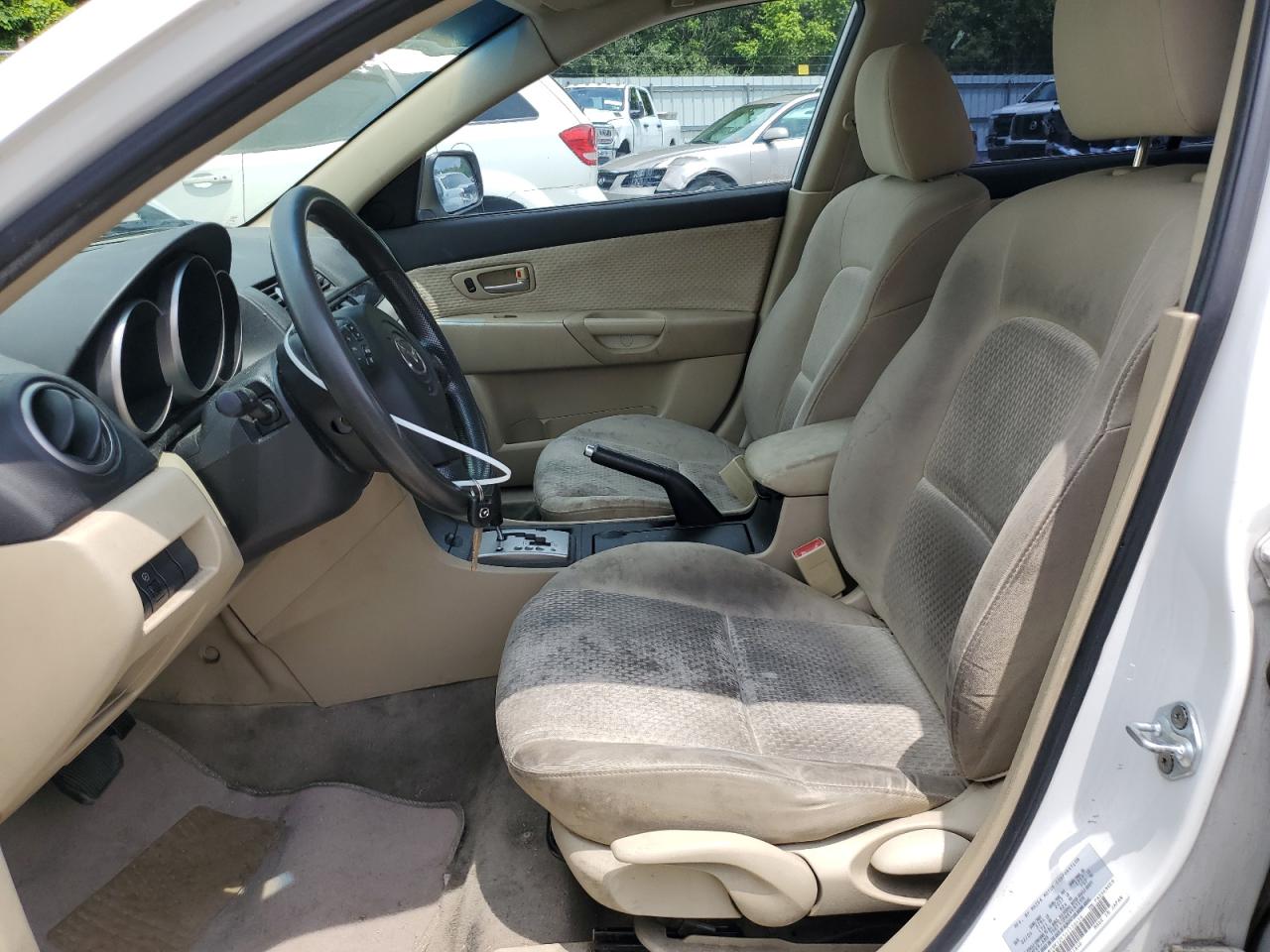 2004 Mazda 3 I VIN: JM1BK12F541156416 Lot: 62836455