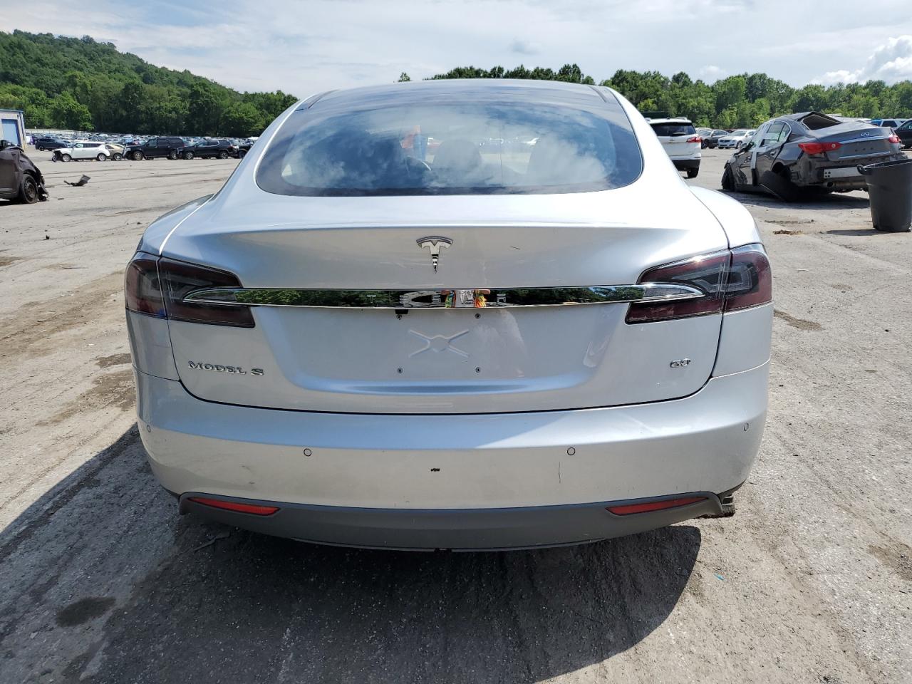 2014 Tesla Model S VIN: 5YJSA1S17EFP66205 Lot: 64817025