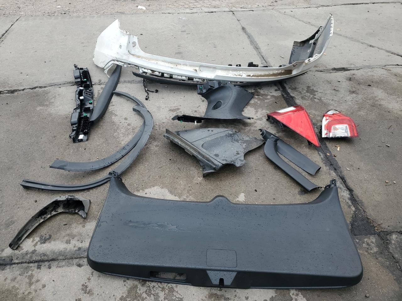 2020 Honda Passport Touring VIN: 5FNYF7H93LB002621 Lot: 64242965