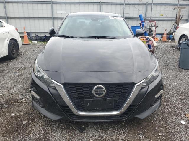  NISSAN ALTIMA 2021 Черный