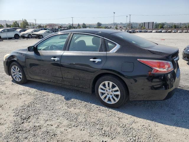 Sedans NISSAN ALTIMA 2015 Czarny
