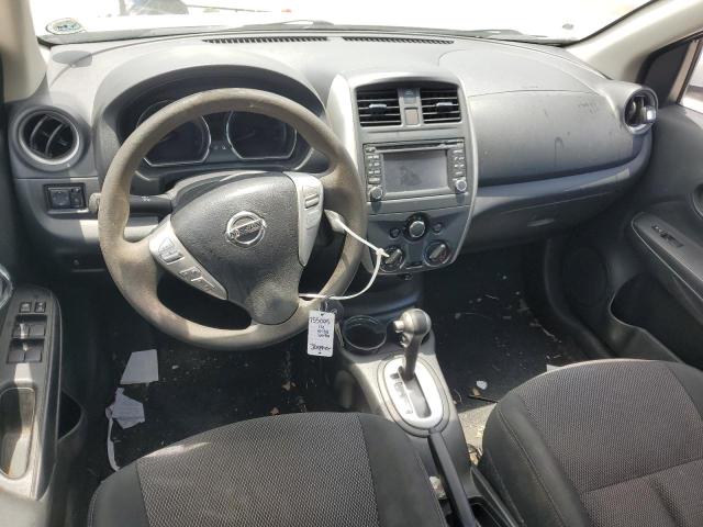 Sedans NISSAN VERSA 2016 Biały