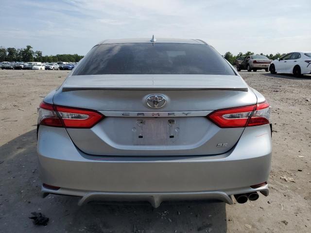  TOYOTA CAMRY 2019 Srebrny