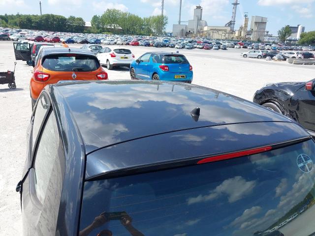 2014 VOLKSWAGEN MOVE UP