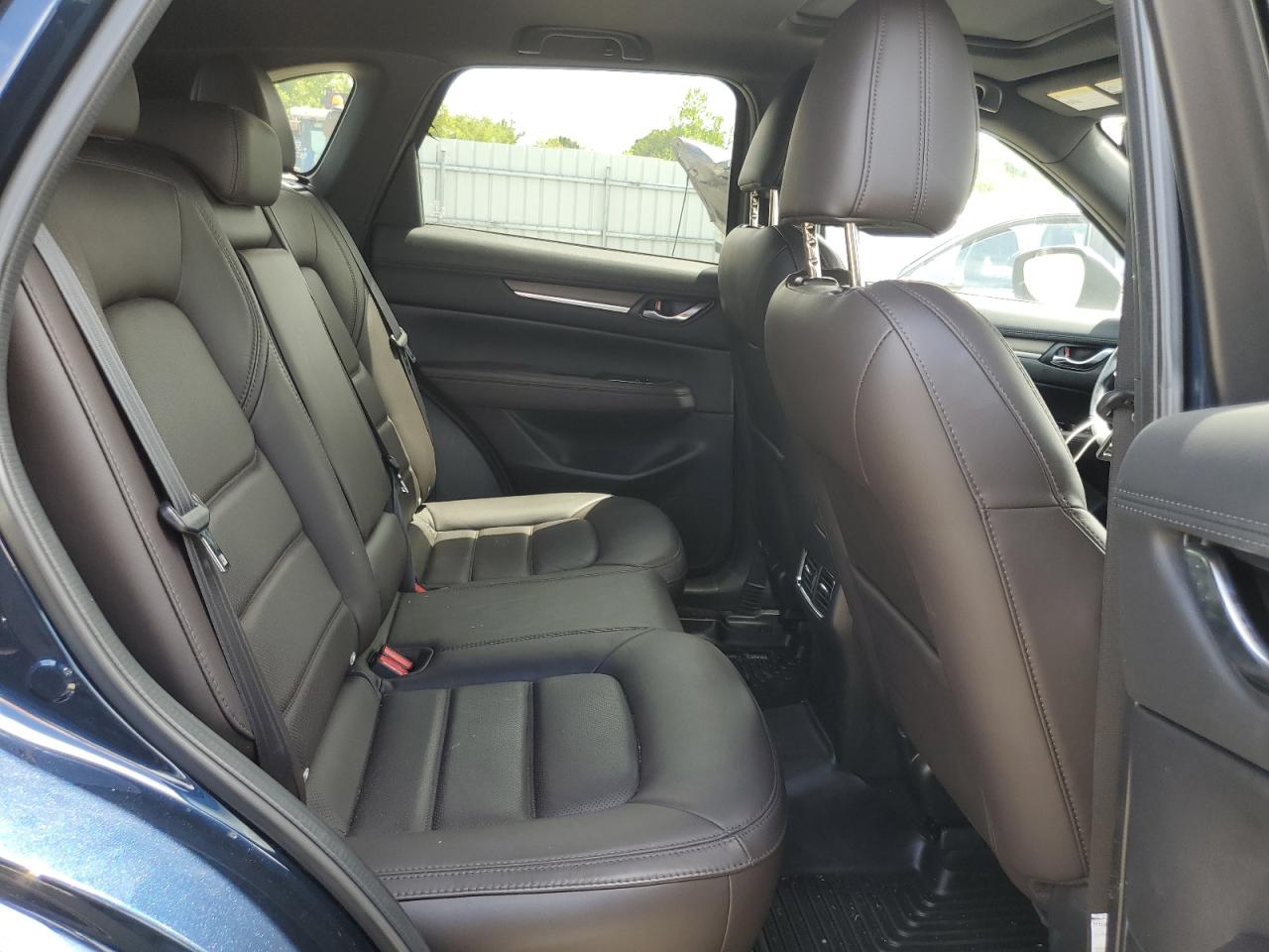 2021 Mazda Cx-5 Signature VIN: JM3KFBEY8M0415632 Lot: 65165535