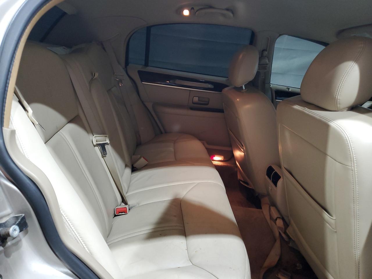 2008 Lincoln Town Car Signature Limited VIN: 2LNHM82W48X649915 Lot: 66138215