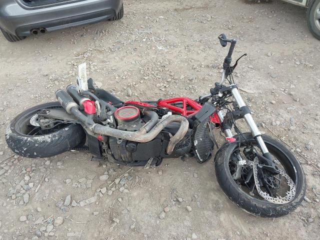 2016 DUCATI M821