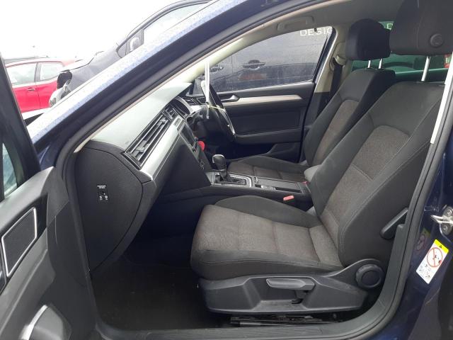 2017 VOLKSWAGEN PASSAT SE