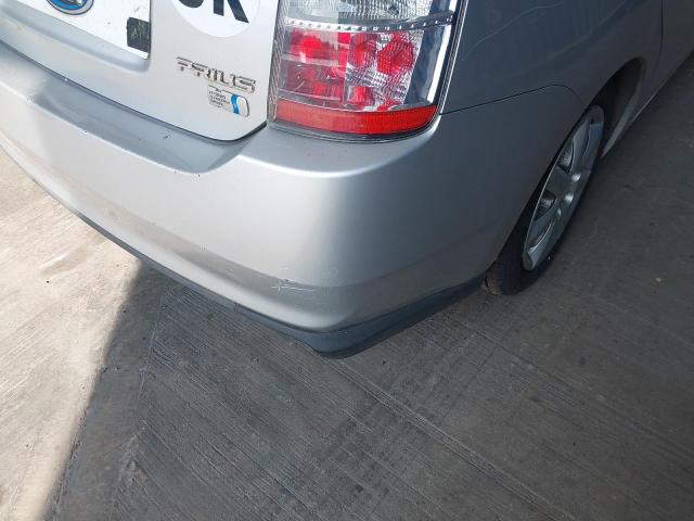 2006 TOYOTA PRIUS T SP