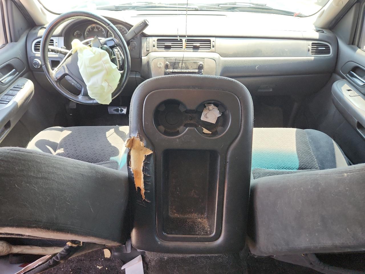 2007 Chevrolet Tahoe C1500 VIN: 1GNFC13C87R414122 Lot: 63623125