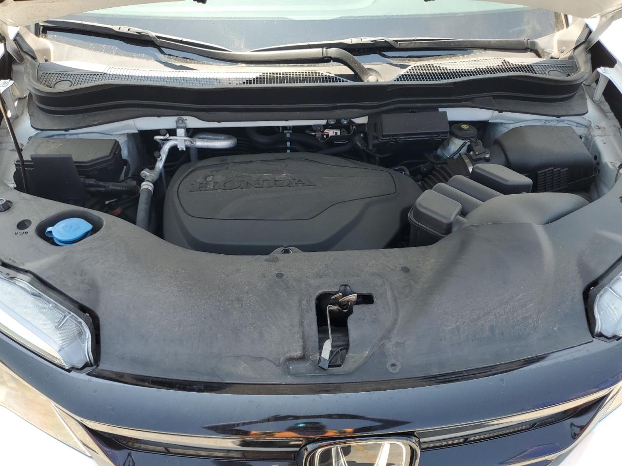2022 Honda Pilot Se VIN: 5FNYF5H29NB018574 Lot: 65708835