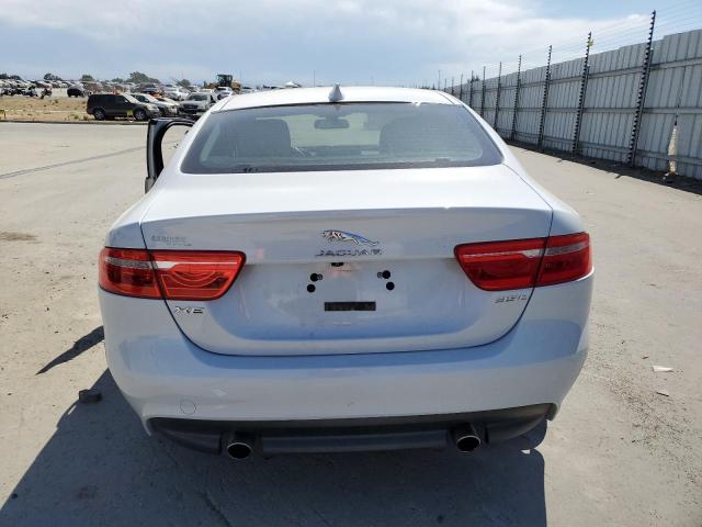  JAGUAR XE 2017 Белы