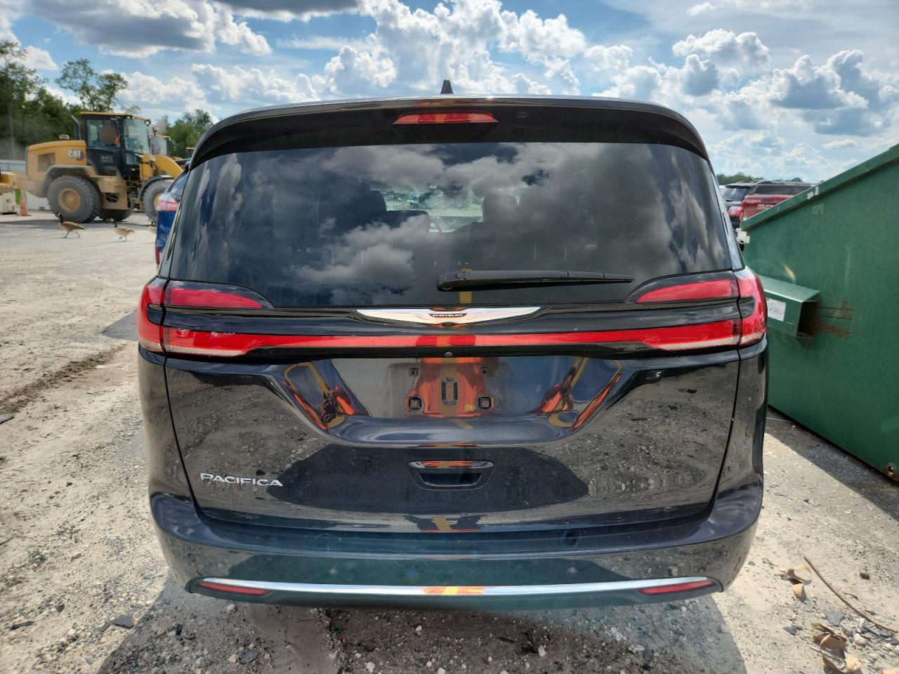 2023 Chrysler Pacifica Touring L VIN: 2C4RC1BG8PR616379 Lot: 64009185