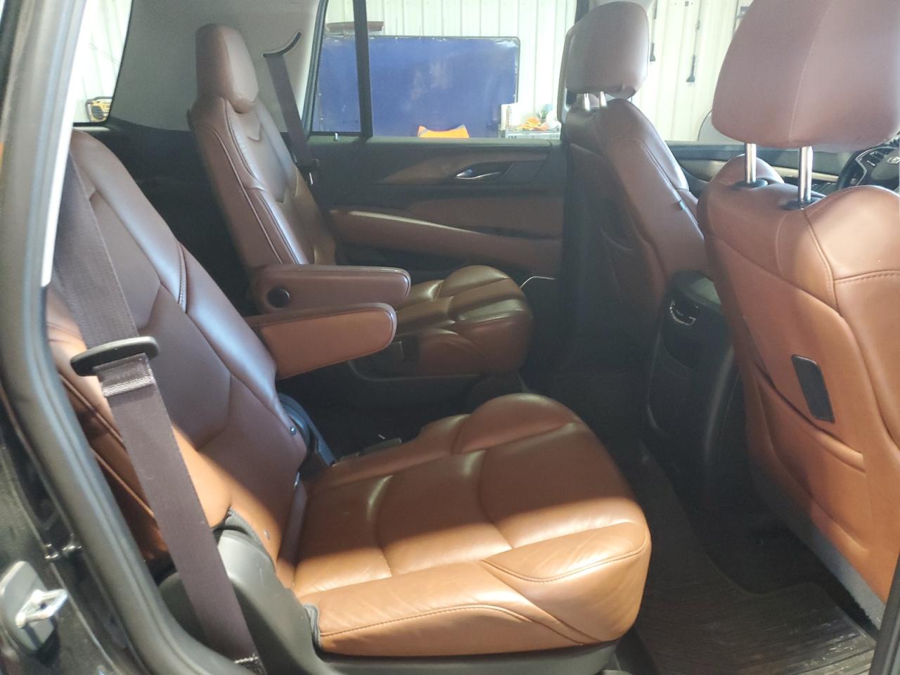 2017 Cadillac Escalade Luxury VIN: 1GYS4BKJ3HR112405 Lot: 64027975