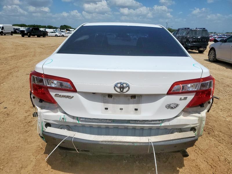  TOYOTA CAMRY 2014 Biały