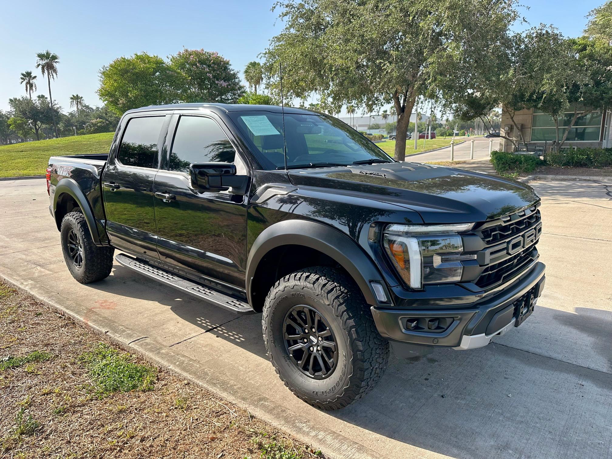  FORD F150 2024 Черный