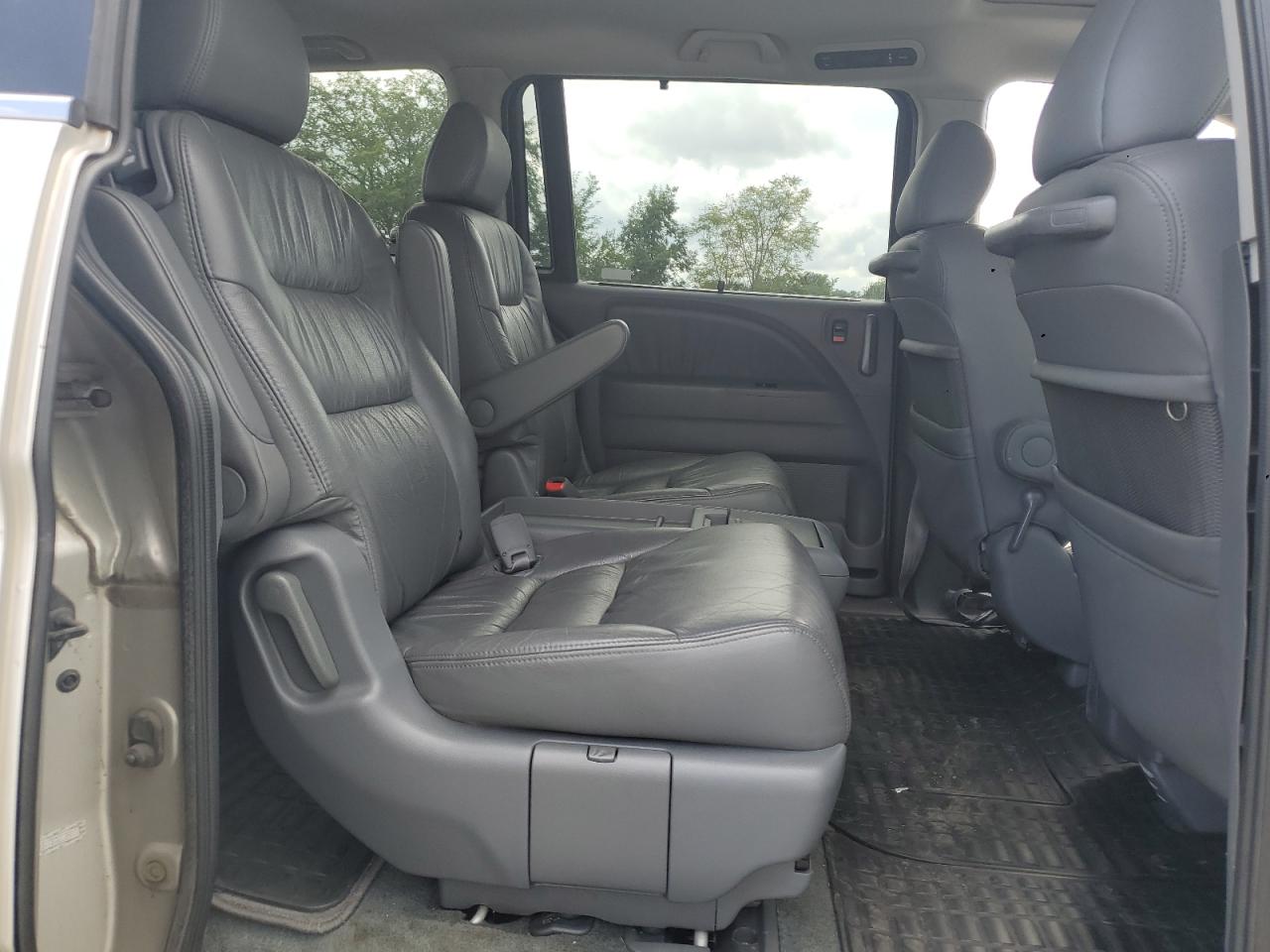 2007 Honda Odyssey Touring VIN: 5FNRL38827B001897 Lot: 66575825