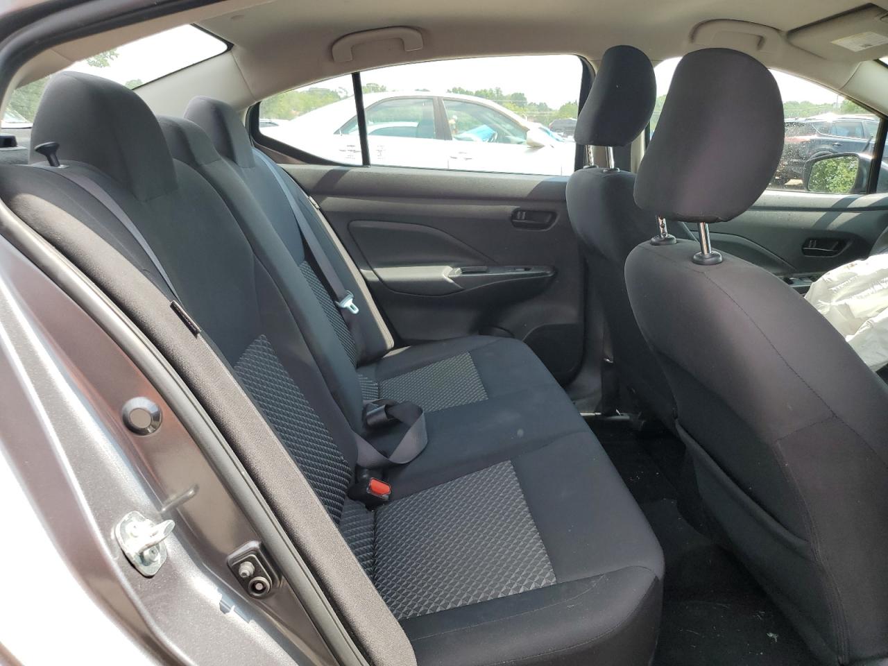 2021 Nissan Versa S VIN: 3N1CN8DV1ML811756 Lot: 64072375