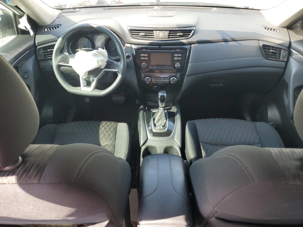 2017 Nissan Rogue S VIN: 5N1AT2MT4HC770641 Lot: 65000035