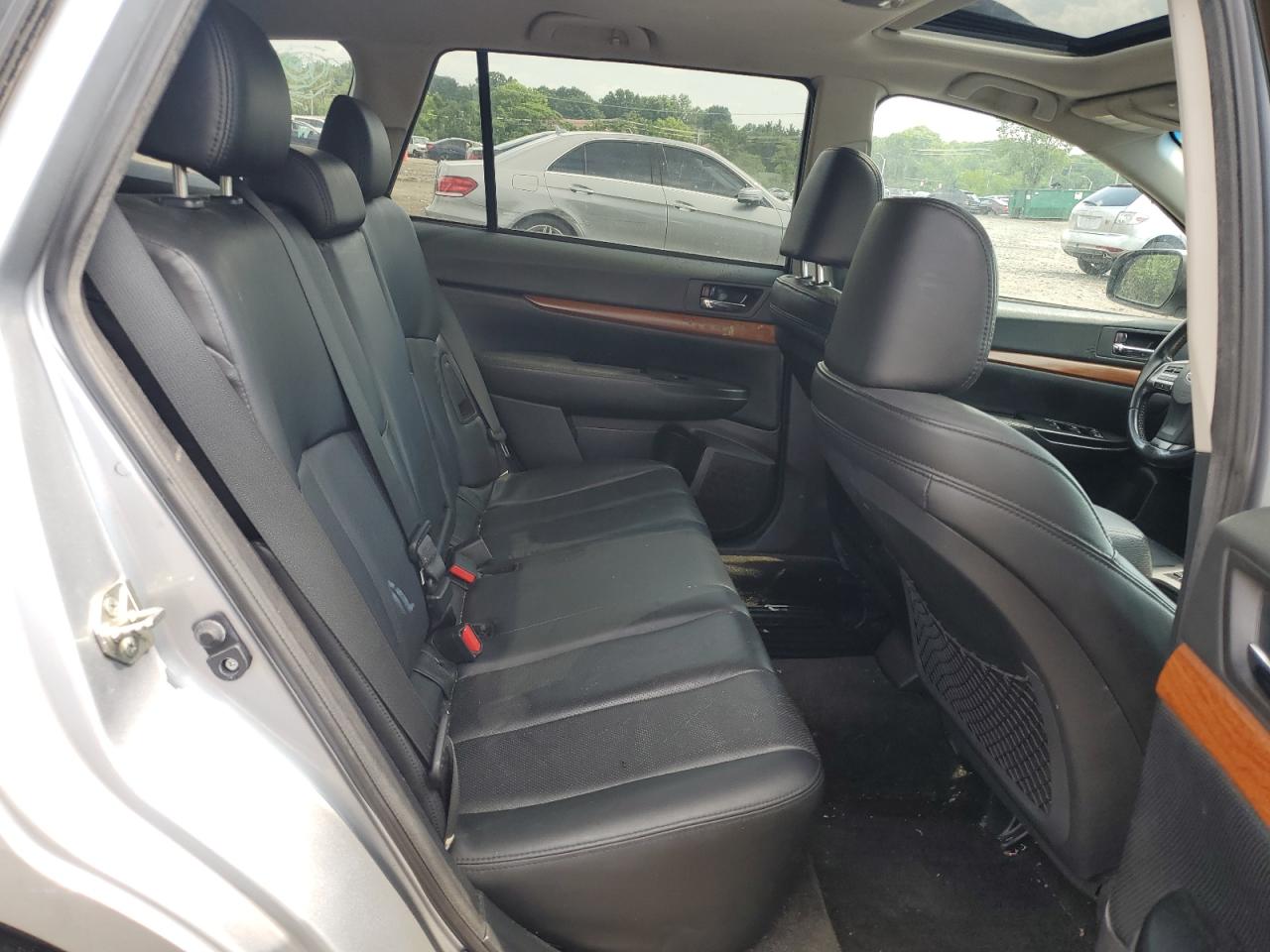 2013 Subaru Outback 2.5I Limited VIN: 4S4BRCPC9D3268125 Lot: 64273415