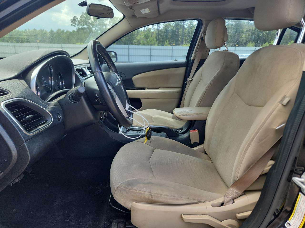 2012 Chrysler 200 Touring VIN: 1C3CCBBBXCN180677 Lot: 64723485