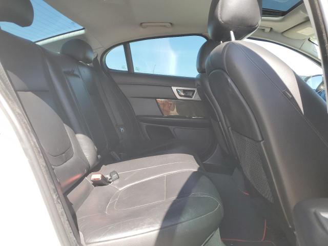2012 JAGUAR XF   