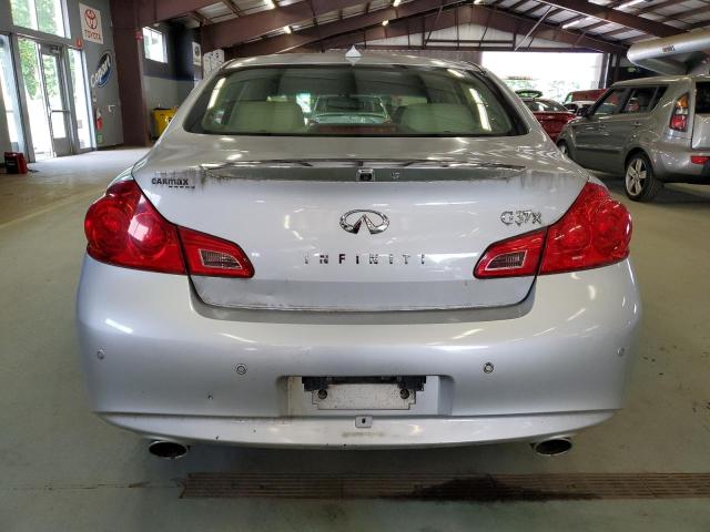 Sedans INFINITI G37 2012 Srebrny