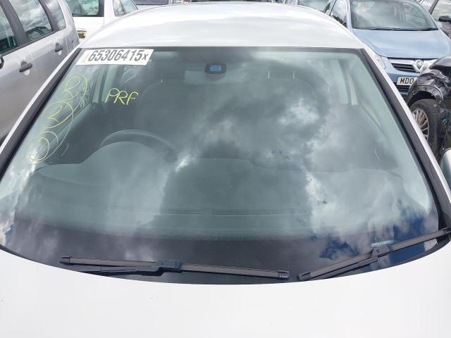 2010 VOLKSWAGEN GOLF SE TD