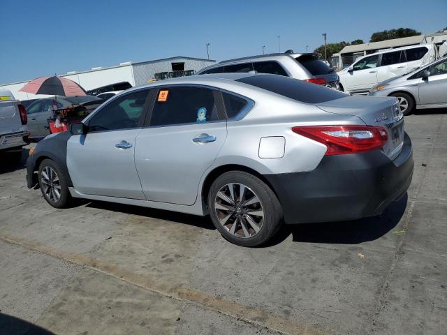  NISSAN ALTIMA 2017 Srebrny