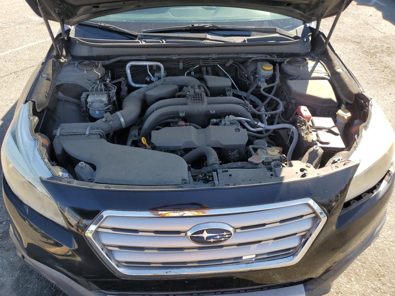 2017 Subaru Outback 2.5I Limited VIN: 4S4BSANC4H3411922 Lot: 64288535